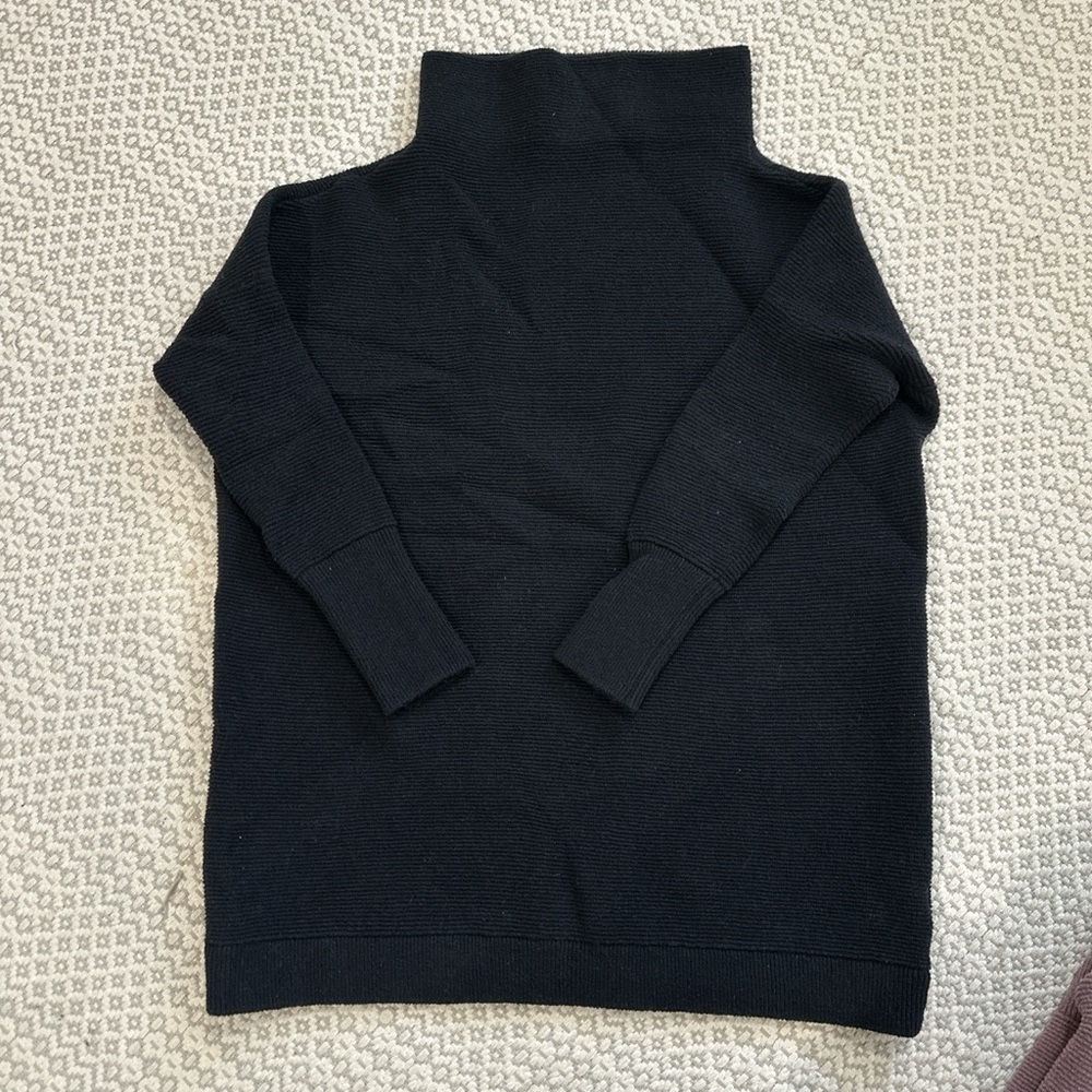 Free People ottoman Tunic Black Turtleneck Sweater